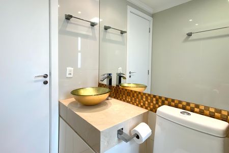 Apartamento para alugar com 114m², 2 quartos e 2 vagas Apartamento para alugar com 114m², 2 quartos e 2 vagasBanheiro