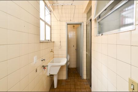 Apartamento à venda com 71m², 2 quartos e 1 vaga Apartamento à venda com 71m², 2 quartos e 1 vagaÁrea de Serviço