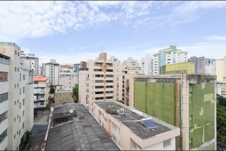 Apartamento à venda com 71m², 2 quartos e 1 vaga Apartamento à venda com 71m², 2 quartos e 1 vagaVista