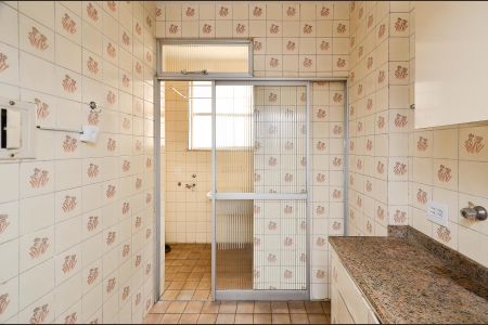 Apartamento à venda com 71m², 2 quartos e 1 vaga Apartamento à venda com 71m², 2 quartos e 1 vagaCozinha