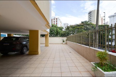 Apartamento à venda com 71m², 2 quartos e 1 vaga Apartamento à venda com 71m², 2 quartos e 1 vagaEntrada