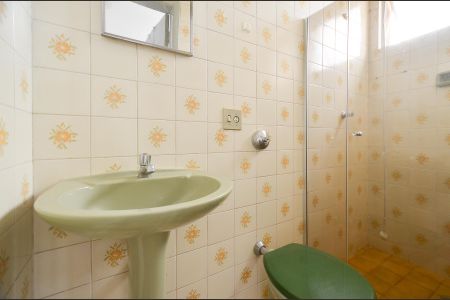 Apartamento à venda com 71m², 2 quartos e 1 vaga Apartamento à venda com 71m², 2 quartos e 1 vagaBanheiro Suíte