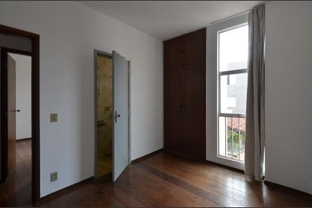 Apartamento à venda com 71m², 2 quartos e 1 vaga Apartamento à venda com 71m², 2 quartos e 1 vagaSuíte