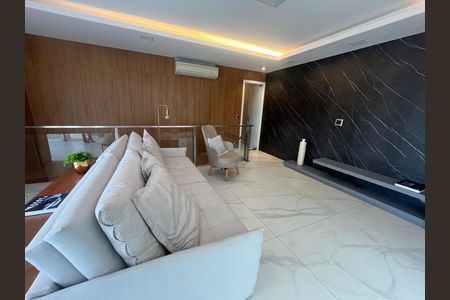 Apartamento à venda com 350m², 3 quartos e 4 vagas Apartamento à venda com 350m², 3 quartos e 4 vagasSala superior