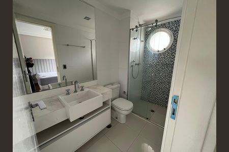 Apartamento à venda com 350m², 3 quartos e 4 vagas Apartamento à venda com 350m², 3 quartos e 4 vagasBanheiro
