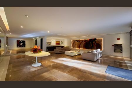Apartamento à venda com 80m², 1 quarto e 1 vaga Apartamento à venda com 80m², 1 quarto e 1 vagaHall Social
