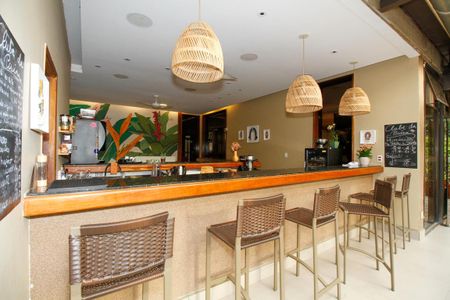 Apartamento à venda com 80m², 1 quarto e 1 vaga Apartamento à venda com 80m², 1 quarto e 1 vagaÁrea Comum - Piscina