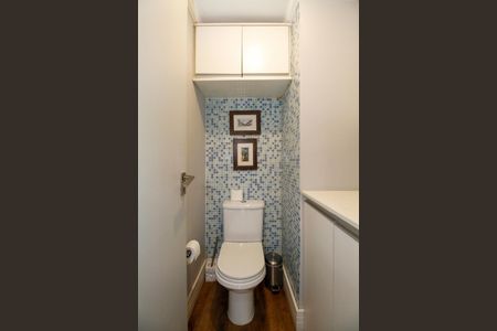 Lavabo de apartamento para alugar com 1 quarto, 80m² em Cerqueira César, São Paulo