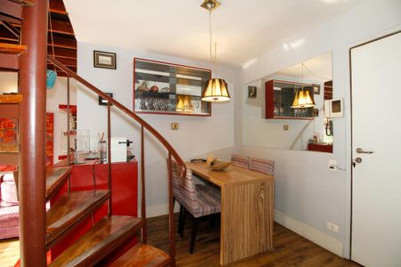 Apartamento à venda com 80m², 1 quarto e 1 vaga Apartamento à venda com 80m², 1 quarto e 1 vagaSala de Jantar