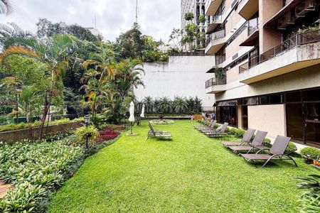 Apartamento à venda com 80m², 1 quarto e 1 vaga Apartamento à venda com 80m², 1 quarto e 1 vagaÁrea Comum - Espaço de Convivência/Jardim