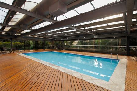 Apartamento à venda com 80m², 1 quarto e 1 vaga Apartamento à venda com 80m², 1 quarto e 1 vagaÁrea Comum - Piscina