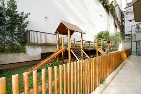 Apartamento à venda com 80m², 1 quarto e 1 vaga Apartamento à venda com 80m², 1 quarto e 1 vagaÁrea Comum - Playground