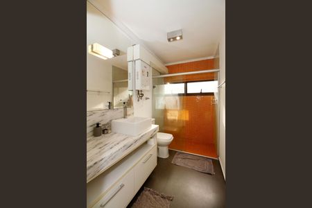 Apartamento à venda com 80m², 1 quarto e 1 vaga Apartamento à venda com 80m², 1 quarto e 1 vagaBanheiro da Suíte