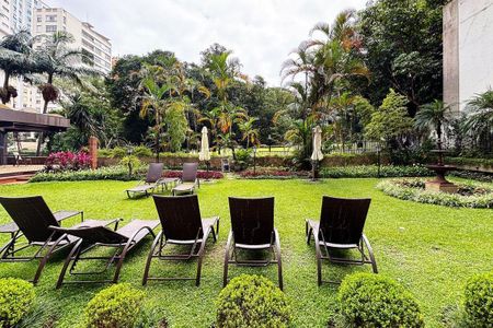 Apartamento à venda com 80m², 1 quarto e 1 vaga Apartamento à venda com 80m², 1 quarto e 1 vagaÁrea Comum - Espaço de Convivência/Jardim