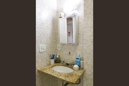 Apartamento à venda com 122m², 3 quartos e 1 vaga Apartamento à venda com 122m², 3 quartos e 1 vagaBanheiro