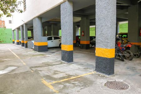 Apartamento à venda com 122m², 3 quartos e 1 vaga Apartamento à venda com 122m², 3 quartos e 1 vagaGaragem