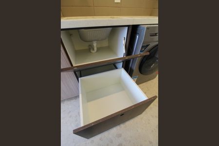 Apartamento para alugar com 35m², 1 quarto e sem vaga Apartamento para alugar com 35m², 1 quarto e sem vagaCozinha e Área de Serviço