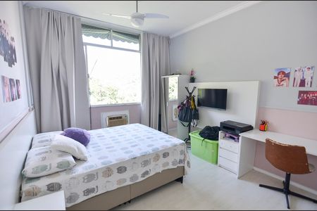 Apartamento à venda com 136m², 4 quartos e 1 vagaQuarto 3