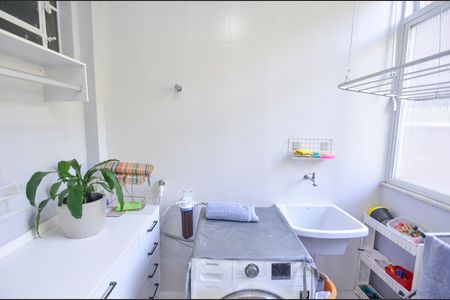 Apartamento à venda com 136m², 4 quartos e 1 vagaÁrea de Serviço