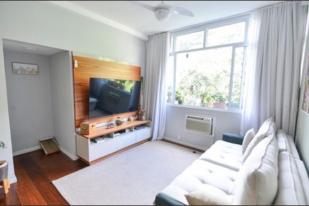 Apartamento à venda com 136m², 4 quartos e 1 vagaSala