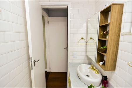 Apartamento à venda com 136m², 4 quartos e 1 vagaBanheiro Social