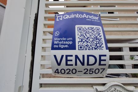 Casa à venda com 126m², 2 quartos e 3 vagas Casa à venda com 126m², 2 quartos e 3 vagasPlaca