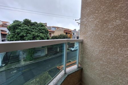 Casa à venda com 126m², 2 quartos e 3 vagas Casa à venda com 126m², 2 quartos e 3 vagasVaranda
