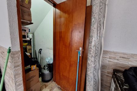 Casa à venda com 126m², 2 quartos e 3 vagas Casa à venda com 126m², 2 quartos e 3 vagasLavanderia