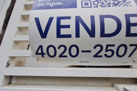 Casa à venda com 126m², 2 quartos e 3 vagas Casa à venda com 126m², 2 quartos e 3 vagasPlaca
