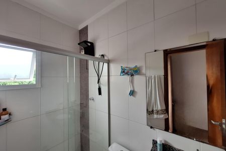 Casa à venda com 126m², 2 quartos e 3 vagas Casa à venda com 126m², 2 quartos e 3 vagasBanheiro da Suíte 1