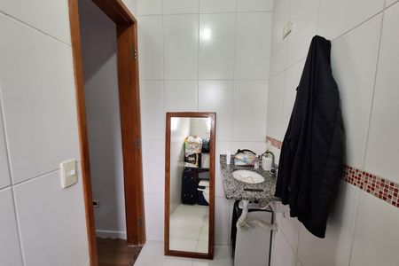 Casa à venda com 126m², 2 quartos e 3 vagas Casa à venda com 126m², 2 quartos e 3 vagasBanheiro da Suíte 2