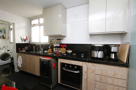 Apartamento à venda com 98m², 3 quartos e 3 vagasCozinha