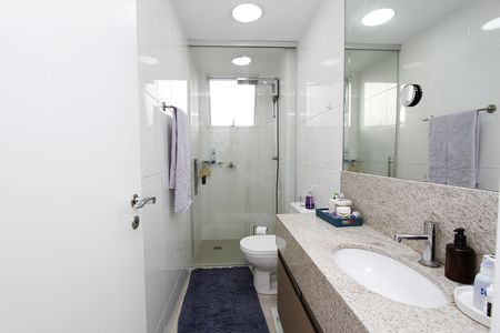 Apartamento à venda com 98m², 3 quartos e 3 vagasBanheiro Social
