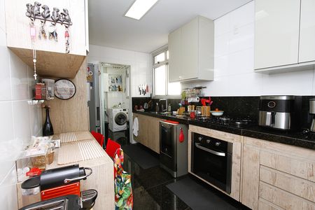 Apartamento à venda com 98m², 3 quartos e 3 vagasCozinha