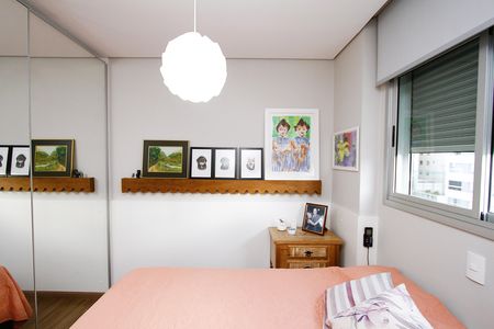 Apartamento à venda com 98m², 3 quartos e 3 vagasQuarto 3