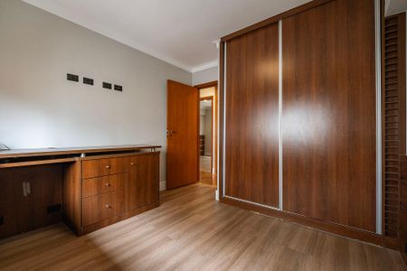 Apartamento à venda com 108m², 3 quartos e 2 vagas Apartamento à venda com 108m², 3 quartos e 2 vagasQuarto 3