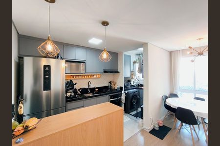 Apartamento à venda com 64m², 3 quartos e 1 vaga Apartamento à venda com 64m², 3 quartos e 1 vagaCozinha e Área de Serviço
