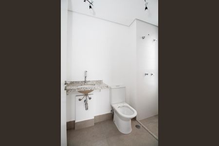 Apartamento à venda com 67m², 2 quartos e 1 vaga Apartamento à venda com 67m², 2 quartos e 1 vagaBanheiro da Suíte