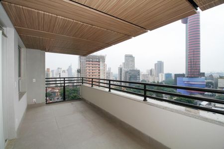 Varanda de apartamento à venda com 2 quartos, 67m² em Pinheiros, São Paulo