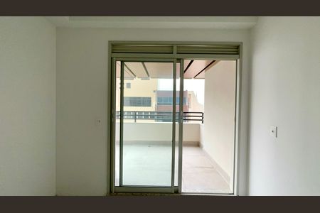 Apartamento à venda com 44m², 1 quarto e 1 vaga Apartamento à venda com 44m², 1 quarto e 1 vagaVaranda
