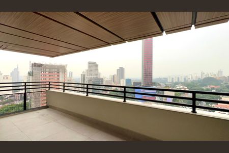 Apartamento à venda com 67m², 2 quartos e 1 vaga Apartamento à venda com 67m², 2 quartos e 1 vagaVaranda