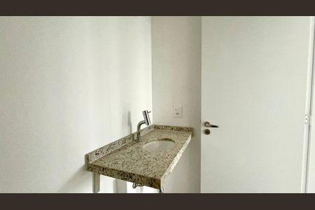 Apartamento à venda com 67m², 2 quartos e 1 vaga Apartamento à venda com 67m², 2 quartos e 1 vagaBanheiro