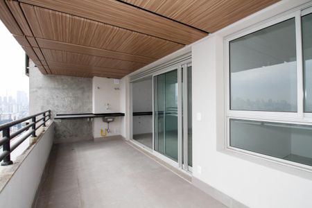 Varanda de apartamento à venda com 2 quartos, 67m² em Pinheiros, São Paulo