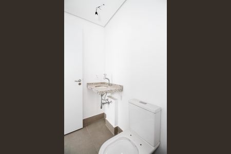 Apartamento à venda com 67m², 2 quartos e 1 vaga Apartamento à venda com 67m², 2 quartos e 1 vagaBanheiro da Suíte