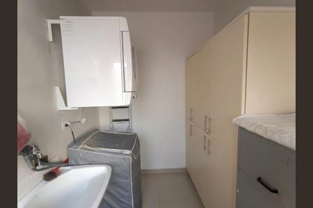 Apartamento à venda com 92m², 1 quarto e 1 vaga Apartamento à venda com 92m², 1 quarto e 1 vagaÁrea de Serviço