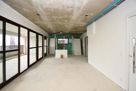 Apartamento à venda com 166m², 3 quartos e 3 vagas Apartamento à venda com 166m², 3 quartos e 3 vagasSala