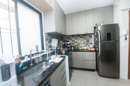 Apartamento à venda com 140m², 3 quartos e 2 vagas Apartamento à venda com 140m², 3 quartos e 2 vagasCozinha