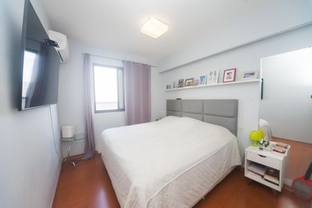 Apartamento à venda com 140m², 3 quartos e 2 vagas Apartamento à venda com 140m², 3 quartos e 2 vagassuite