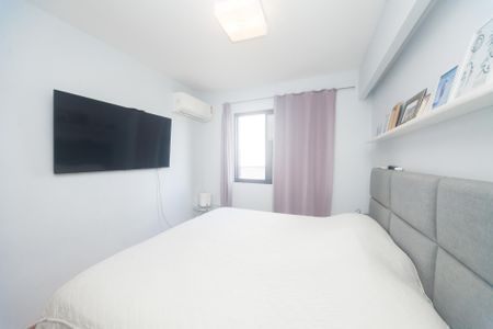 Apartamento à venda com 140m², 3 quartos e 2 vagas Apartamento à venda com 140m², 3 quartos e 2 vagassuite
