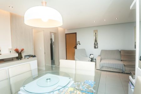 Apartamento à venda com 140m², 3 quartos e 2 vagas Apartamento à venda com 140m², 3 quartos e 2 vagassala